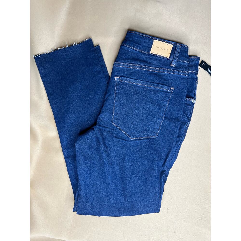 Tahari Olivia Mid Rise Straight leg Jeans 10/30 Night Skywash  NWT